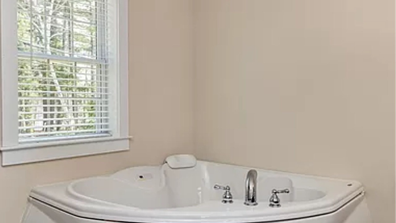 Photo of Bathroom in East Wakefield