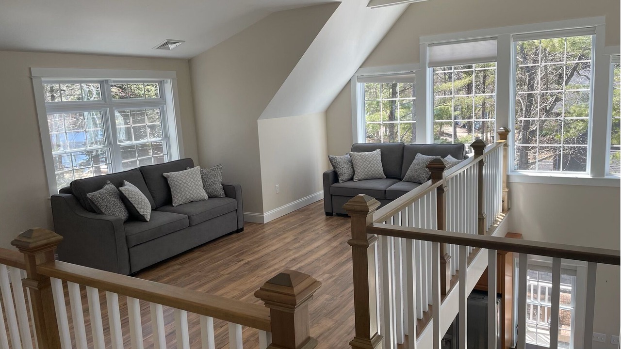 Photo of Livingroom in East Wakefield