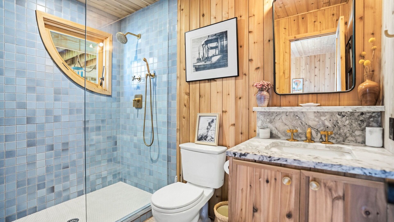 Photo of Bathroom in Springs
