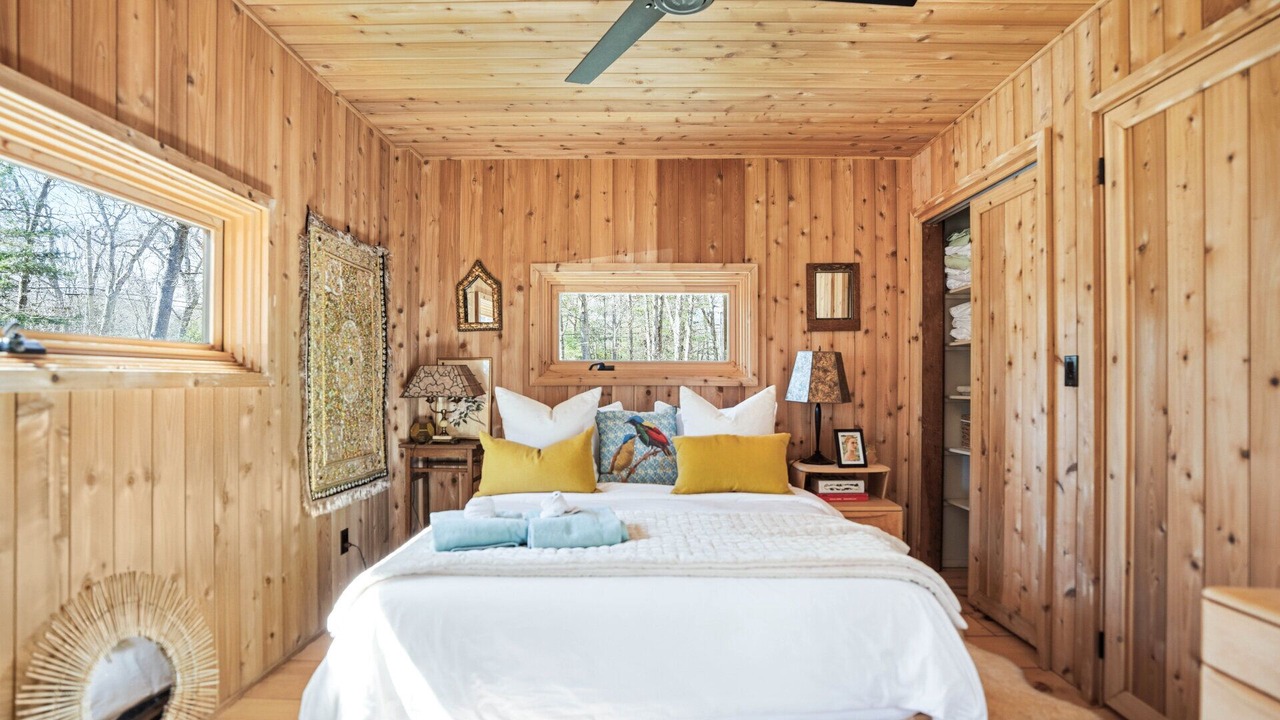 Photo of Bedroom in Springs