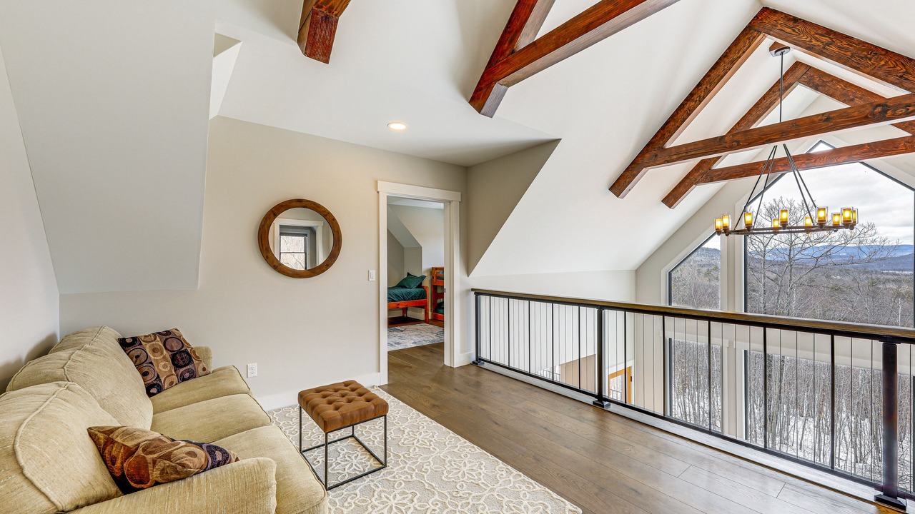 Photo of Livingroom in Lovell