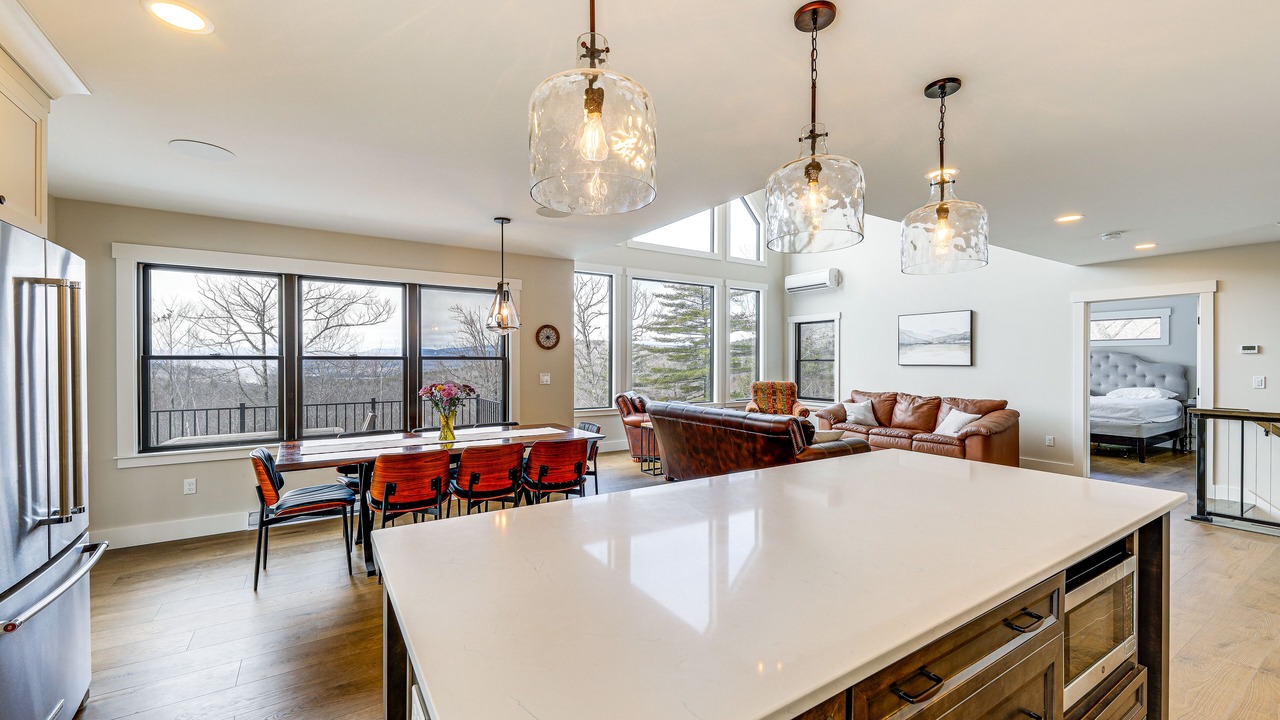 Photo of Livingroom in Lovell