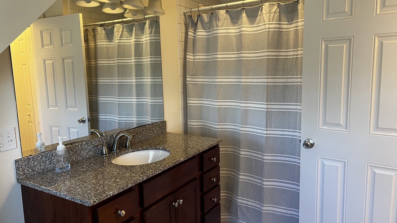 Photo of Bathroom in Jamestown