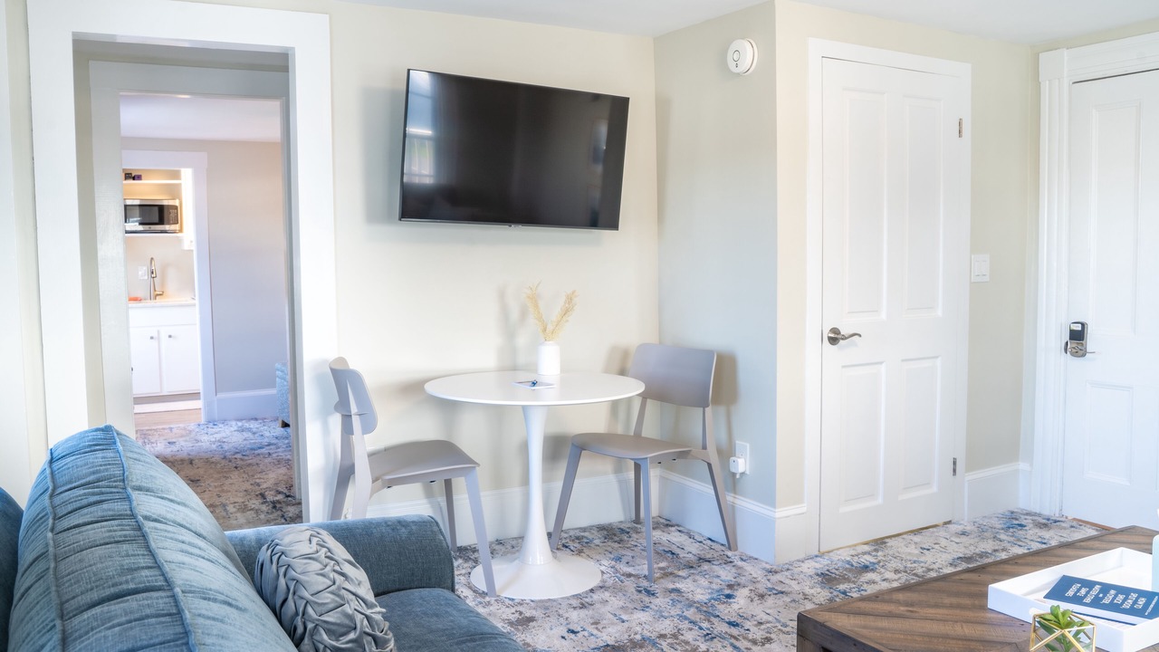 Photo of Livingroom in Hampton
