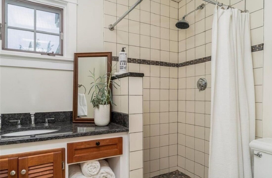 Photo of Bathroom in Jamestown