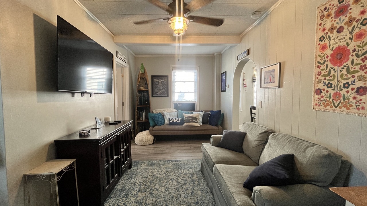 Photo of Livingroom in Fifth Ward