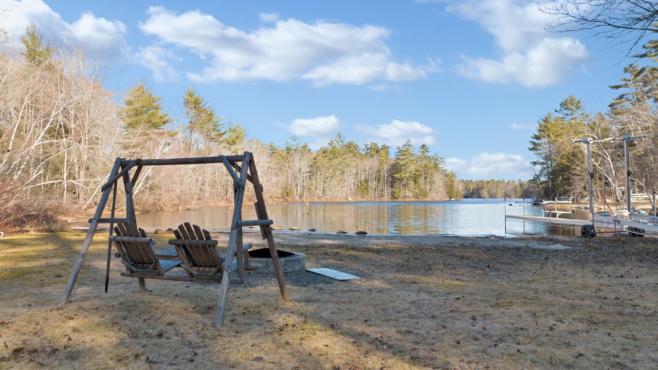 Photo of Outdoor in Gray