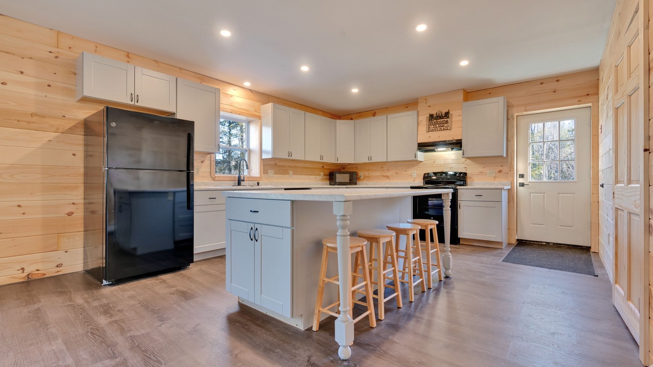 Photo of Kitchen in Gray