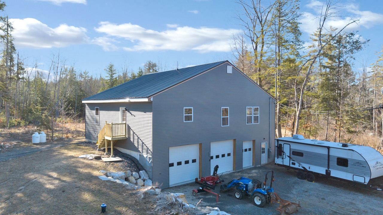 Photo of Outdoor in Gray