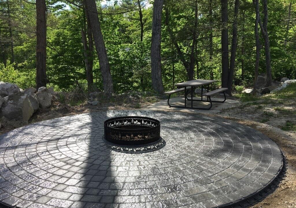 Photo of Outdoor in Gray