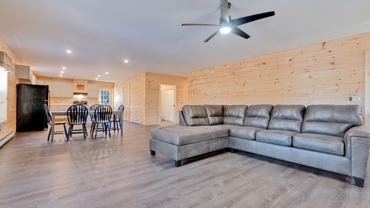 Photo of Livingroom in Gray