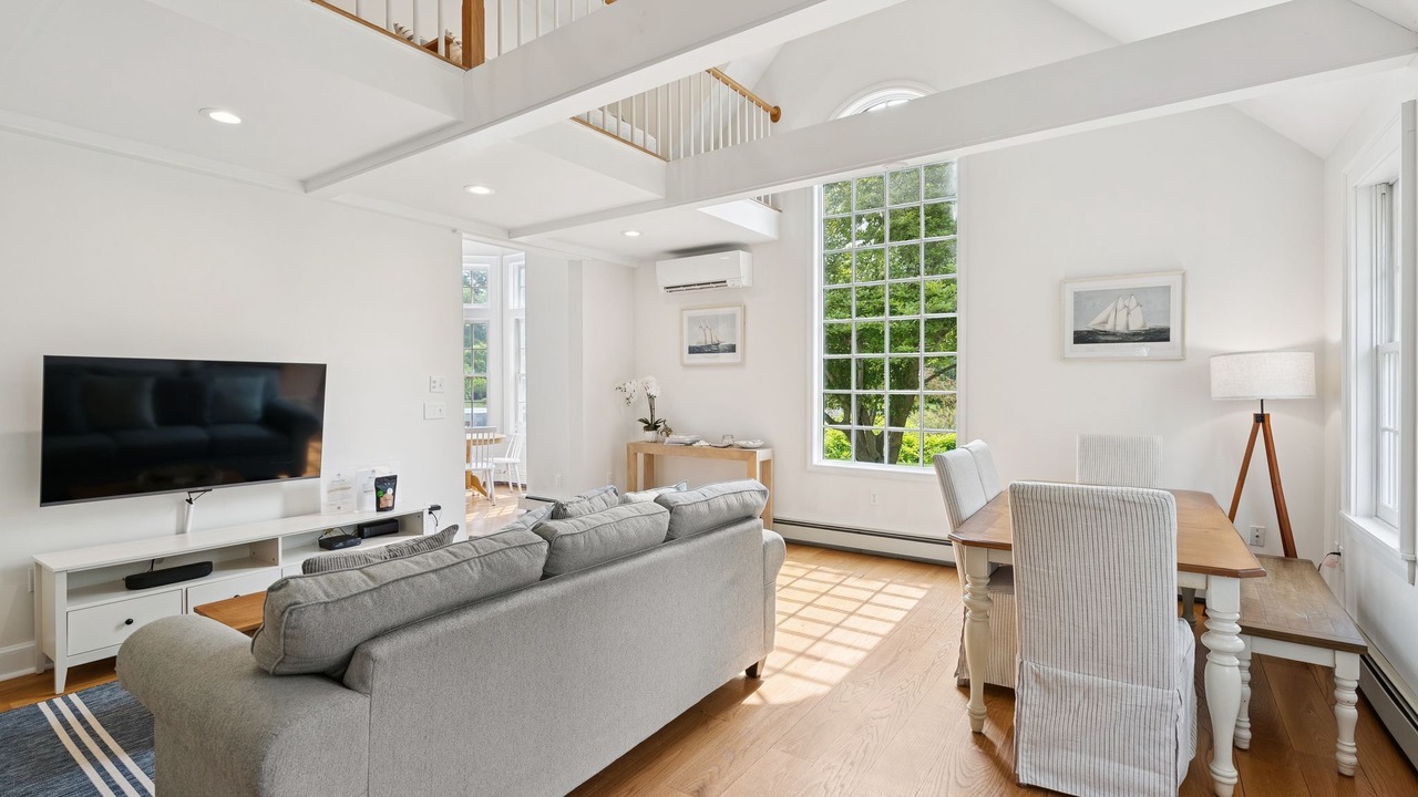 Photo of Livingroom in Kennebunk