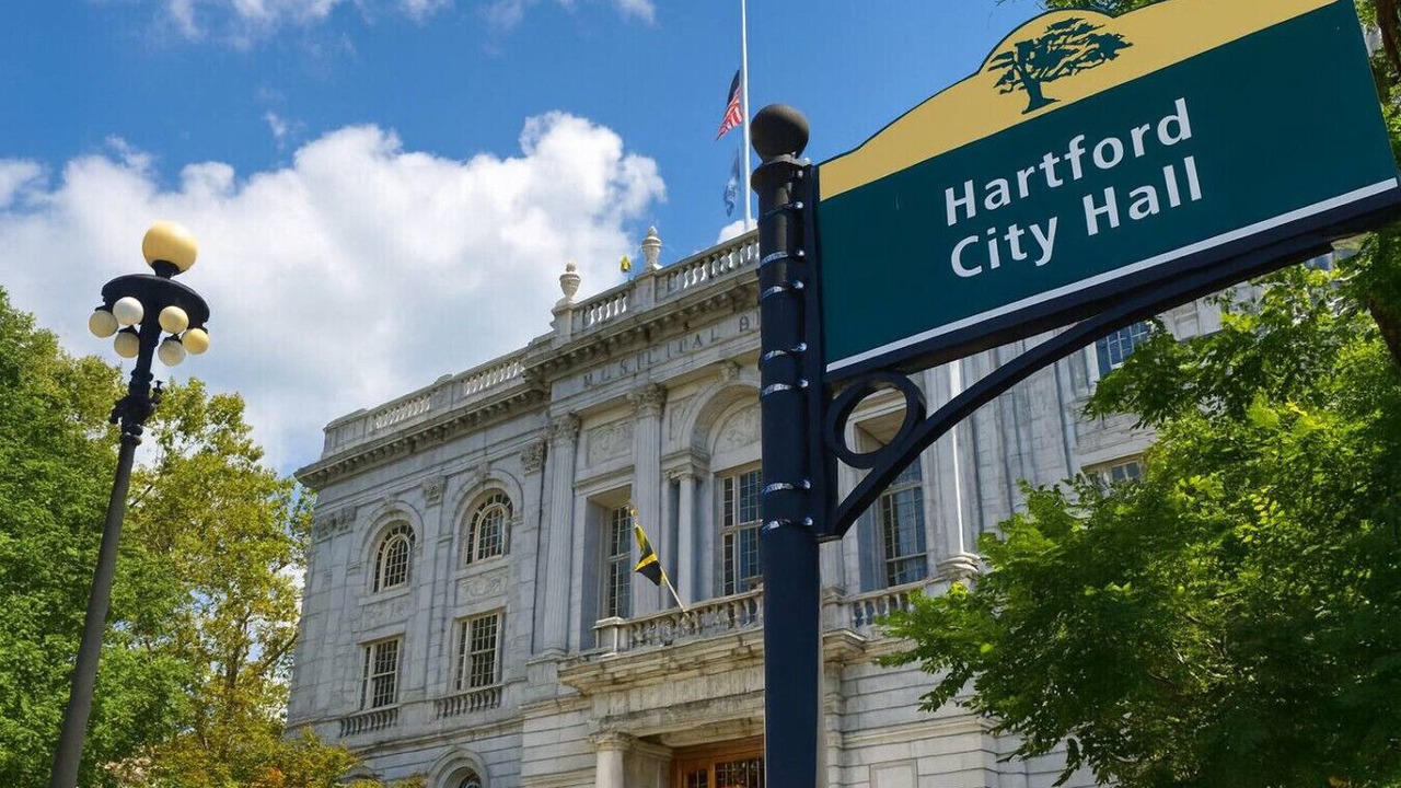 Photo of Others in Downtown Hartford