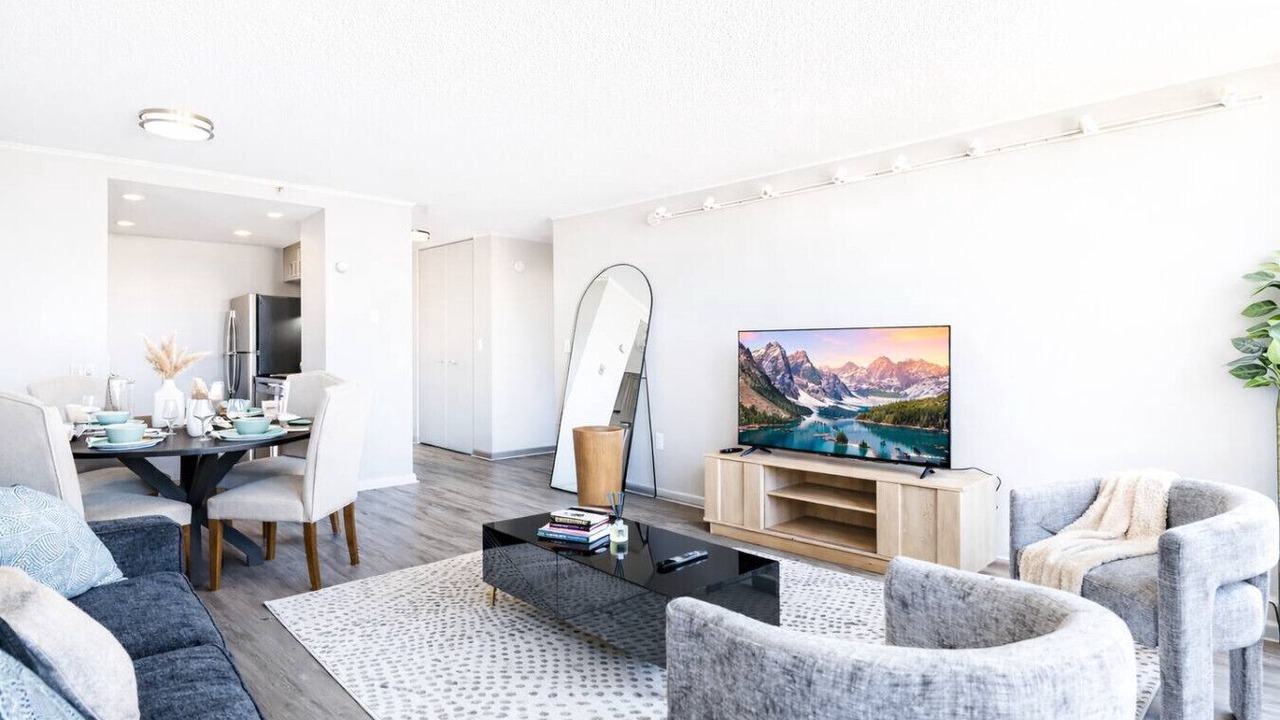 Photo of Livingroom in Downtown Hartford