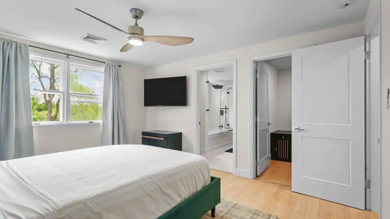 Photo of Bedroom in Middletown
