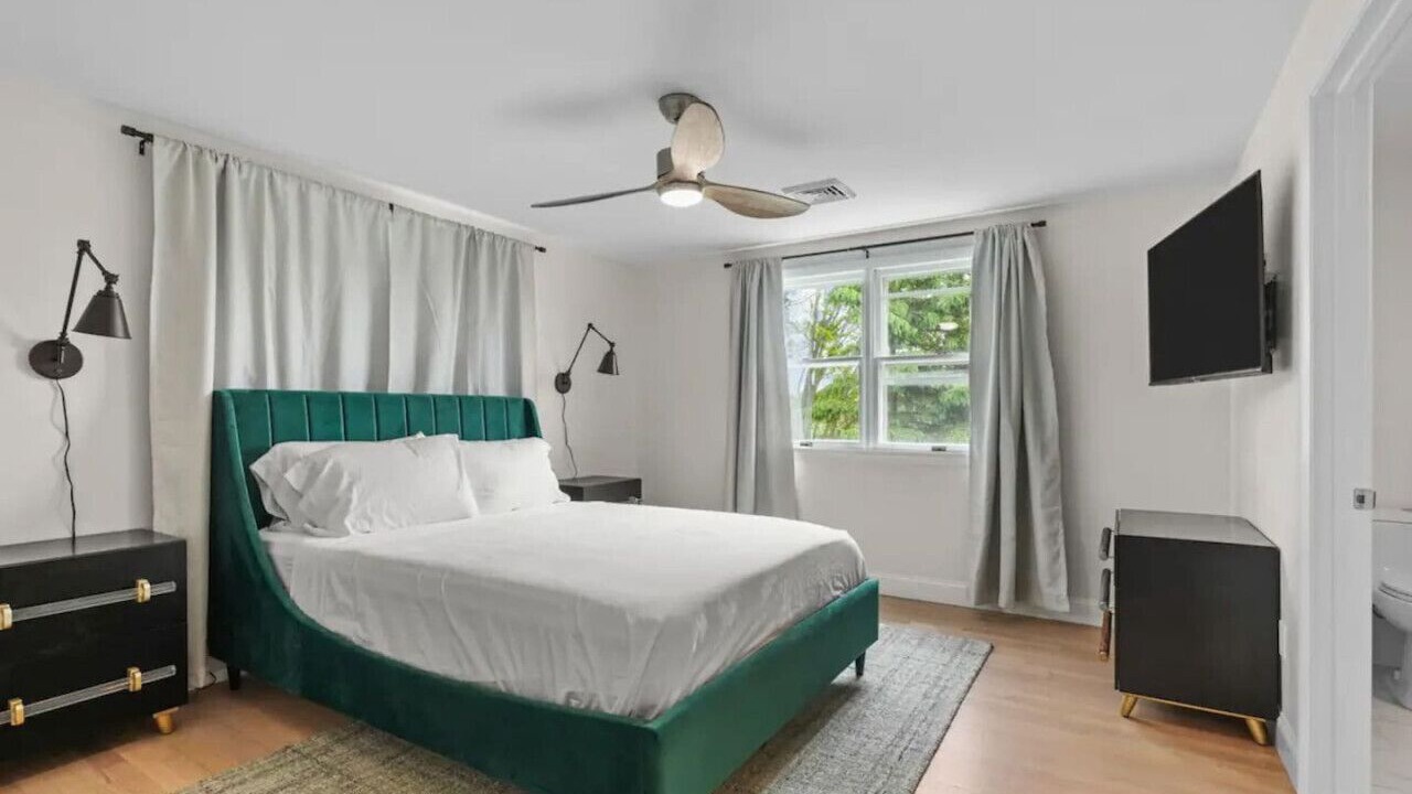 Photo of Bedroom in Middletown
