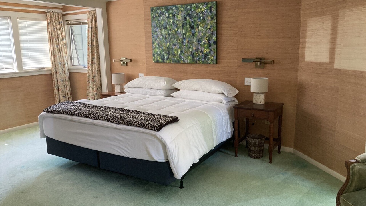 Photo of Bedroom in Lyme