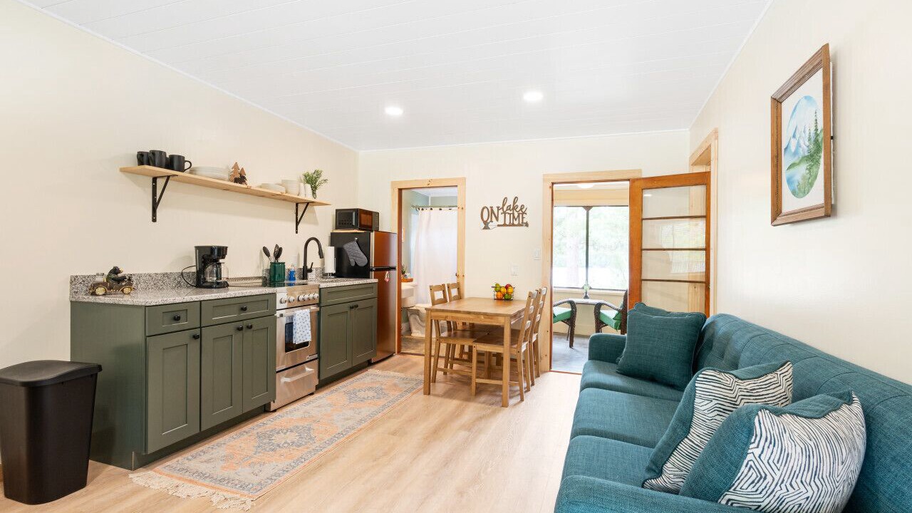 Photo of Livingroom in Holderness