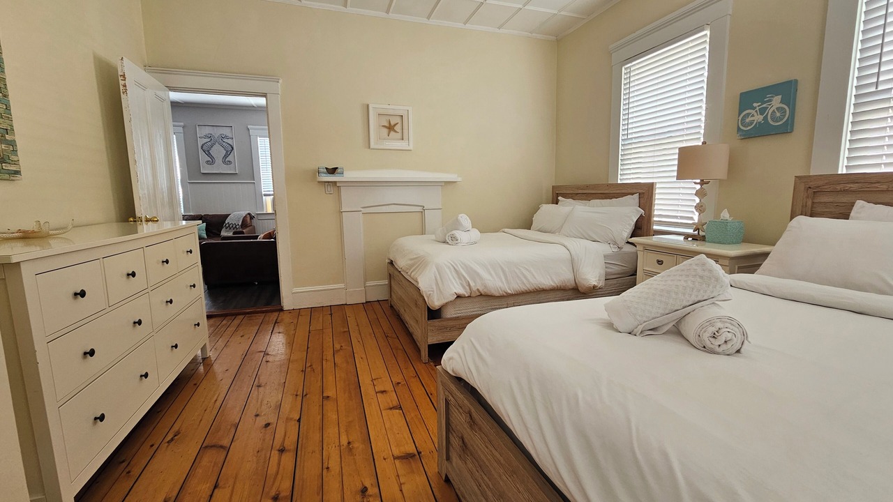 Photo of Bedroom in Yachting Village