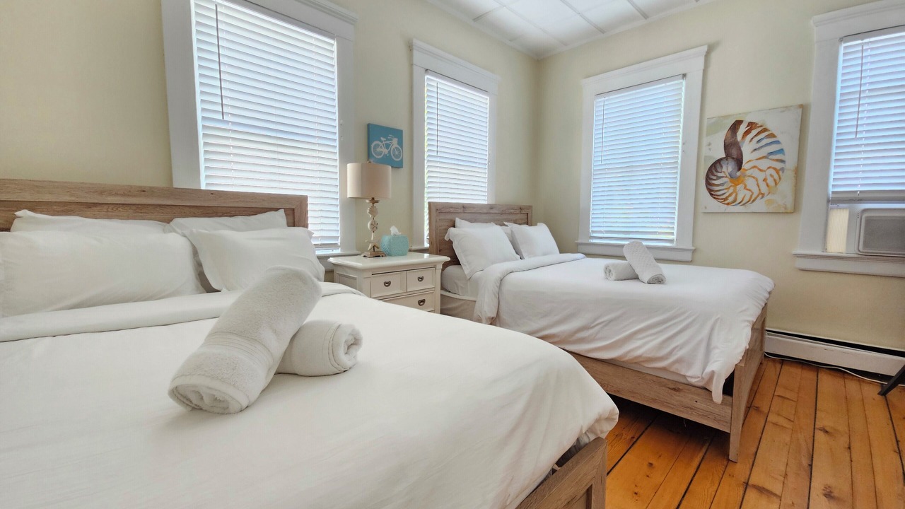 Photo of Bedroom in Yachting Village