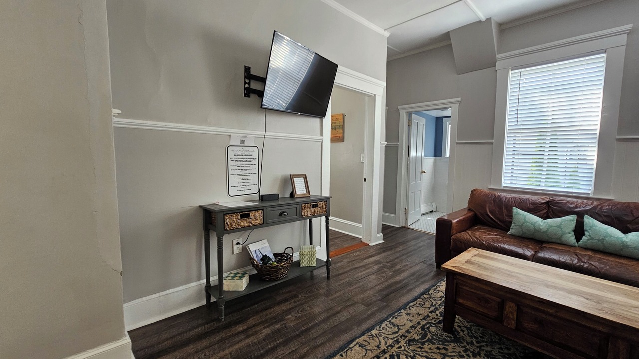 Photo of Livingroom in Yachting Village