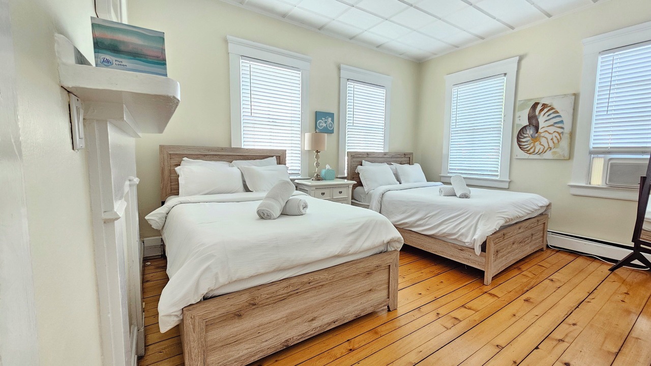 Photo of Bedroom in Yachting Village