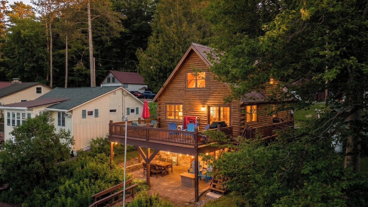 Photo of Outdoor in Hamilton