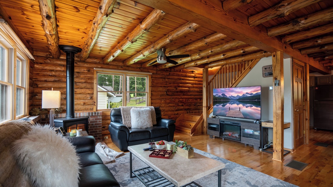 Photo of Livingroom in Hamilton