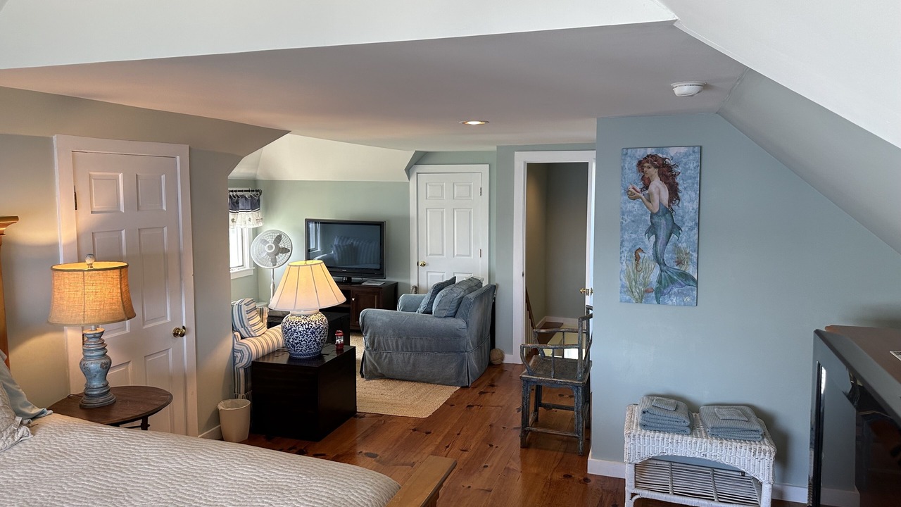 Photo of Bedroom in Mid-Coast and Islands