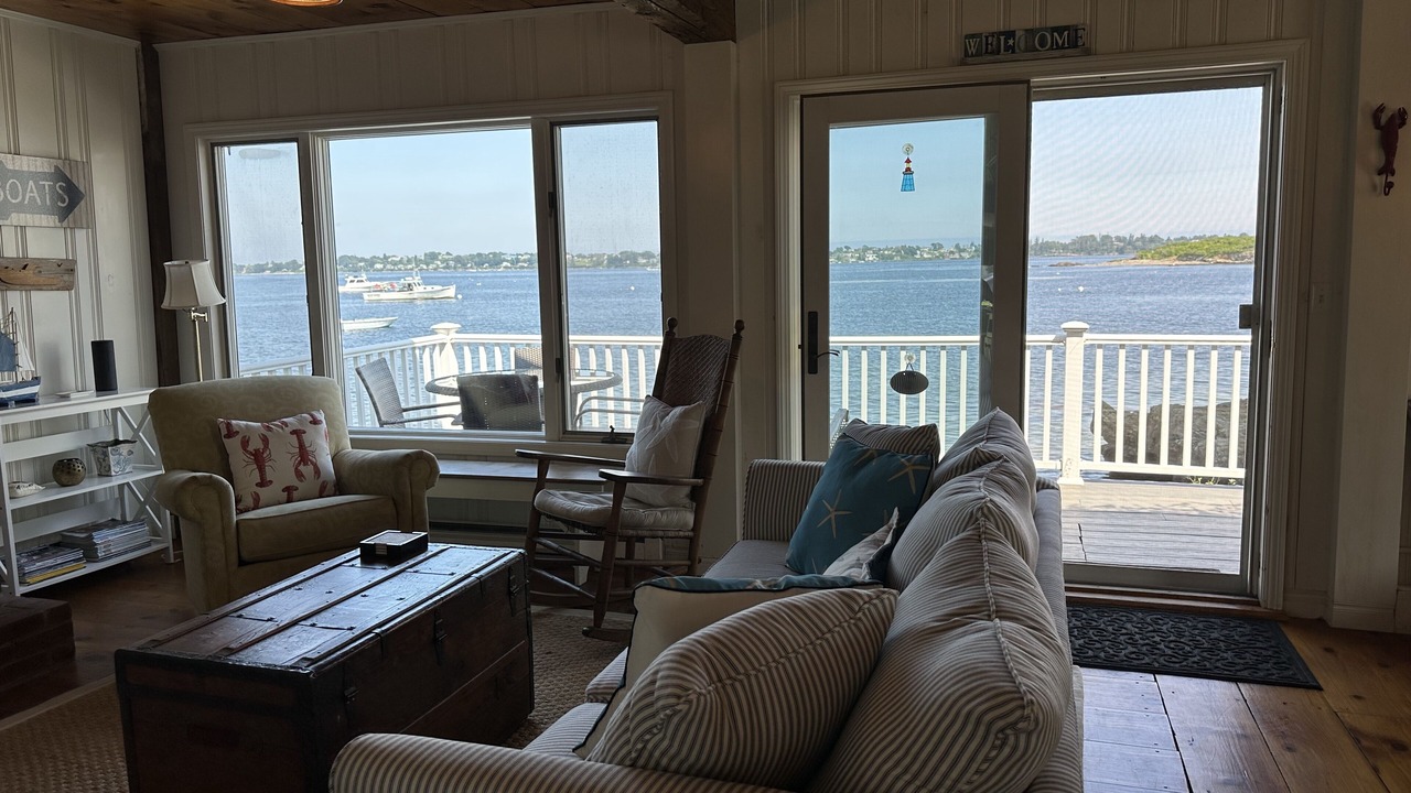 Photo of Bedroom in Mid-Coast and Islands