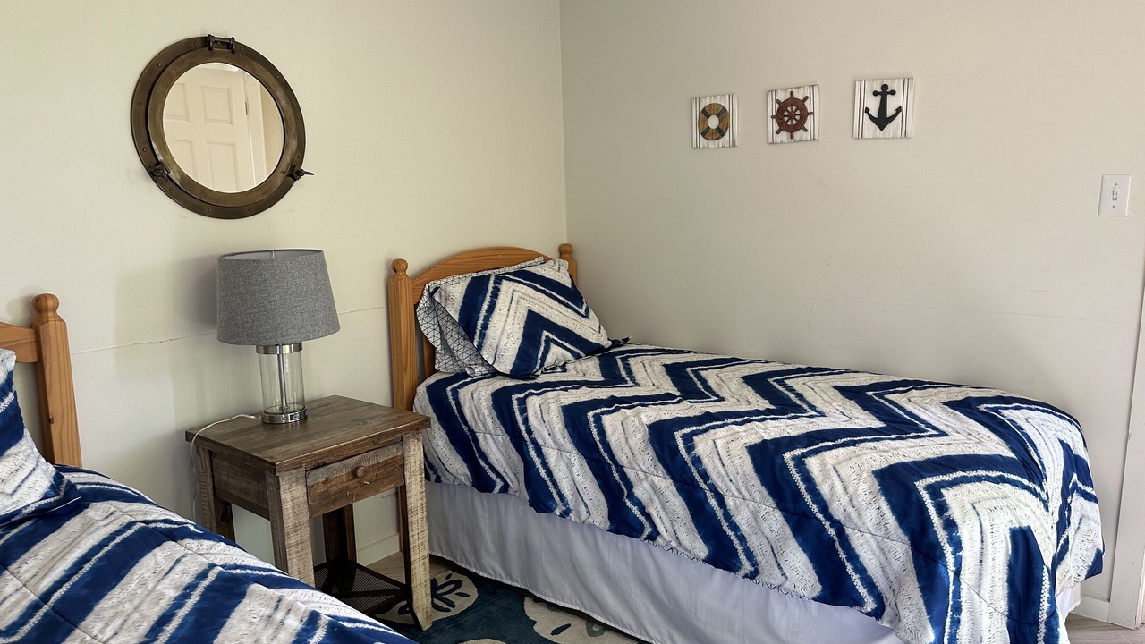 Photo of Bedroom in Mid-Coast and Islands