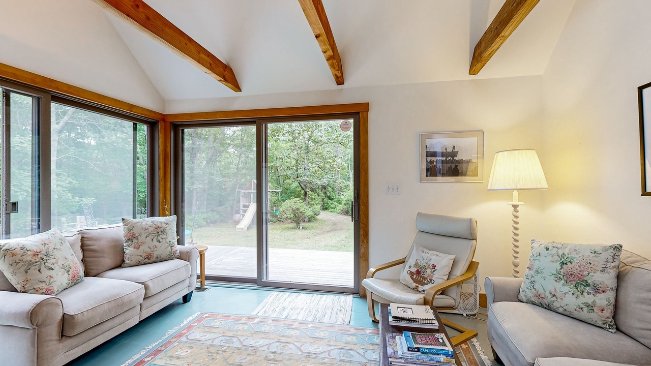 Photo of Livingroom in Chilmark