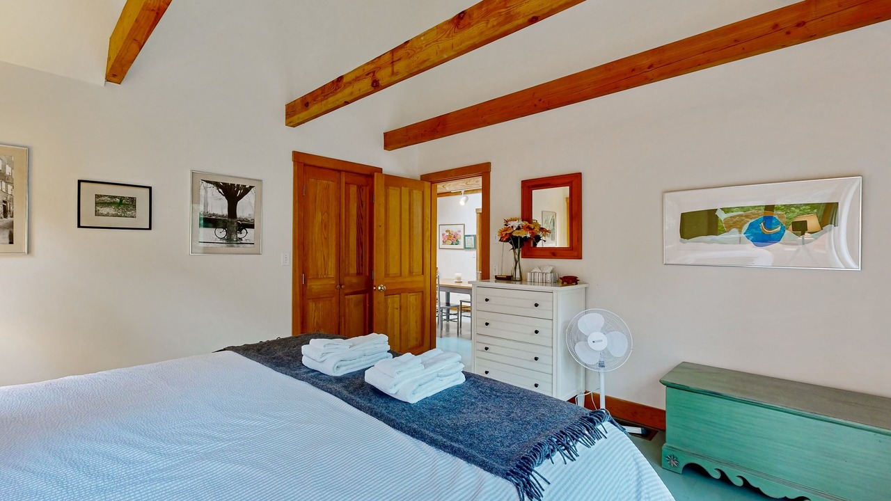 Photo of Bedroom in Chilmark