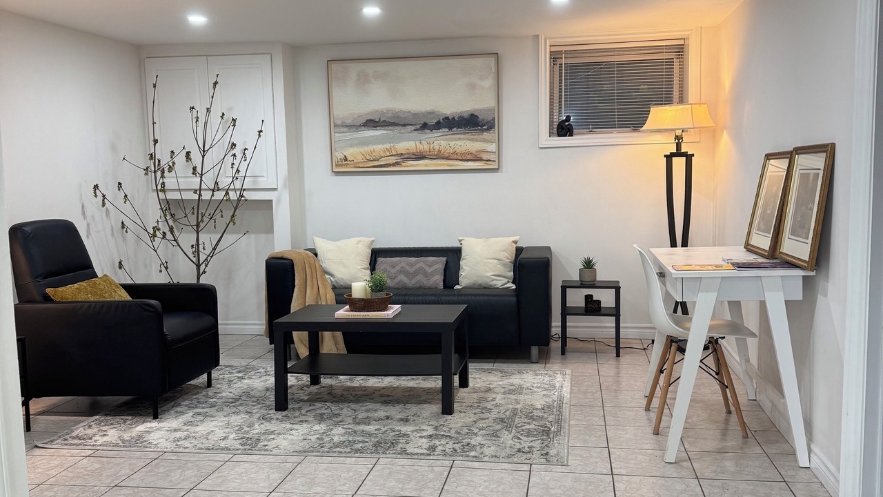 Photo of Livingroom in Guelph