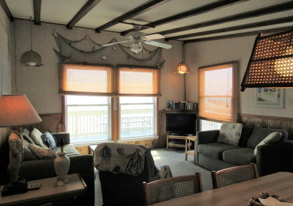 Photo of Livingroom in Ship Bottom