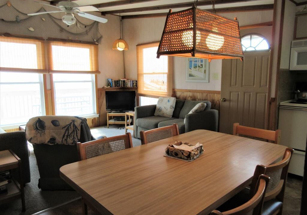 Photo of Livingroom in Ship Bottom