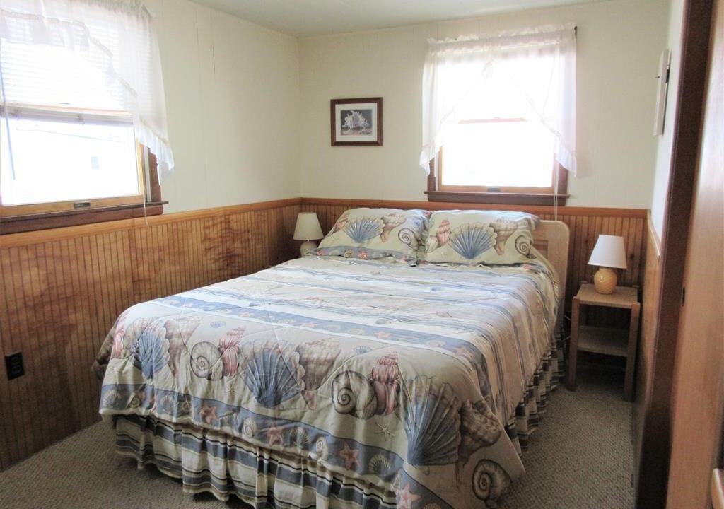 Photo of Bedroom in Ship Bottom