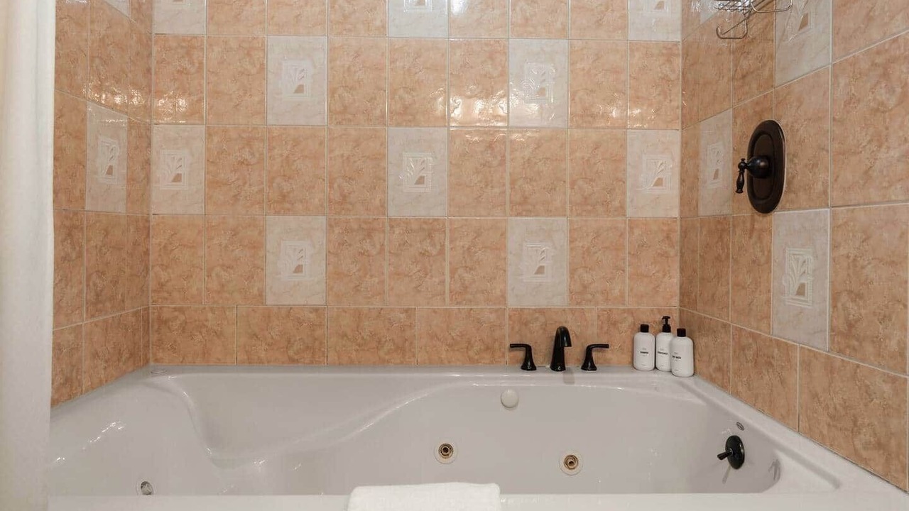 Photo of Bathroom in Lanesborough