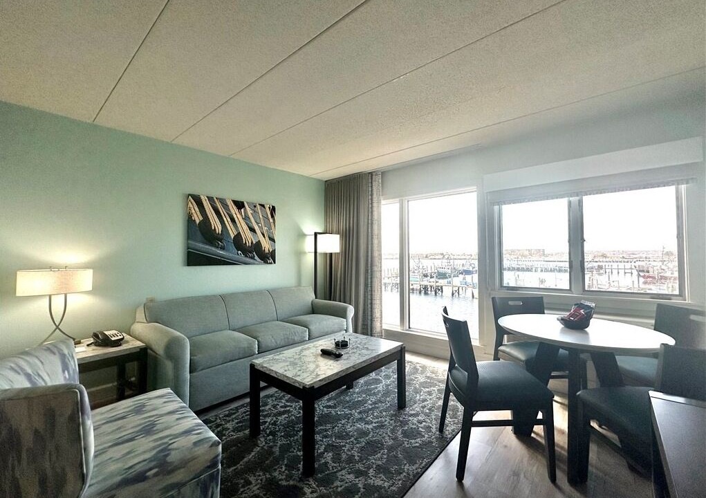 Photo of Livingroom in The Point
