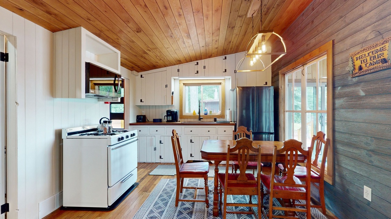 Photo of Kitchen in East Wakefield