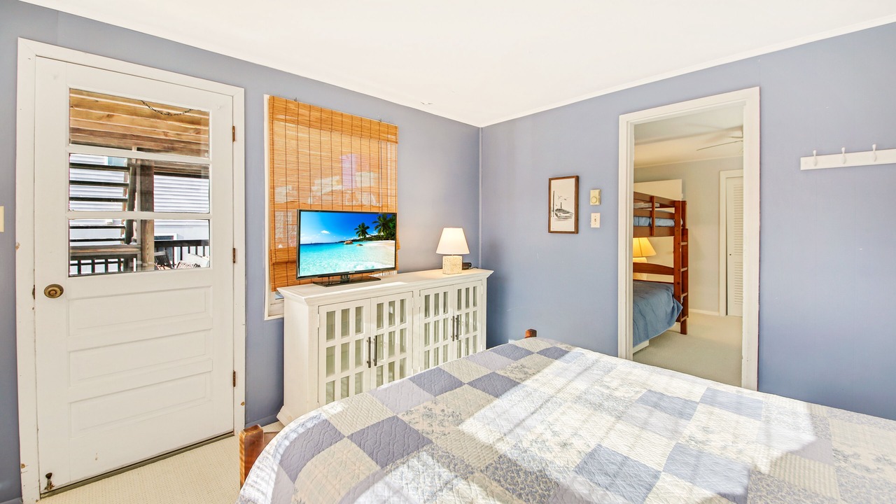 Photo of Bedroom in Loveladies