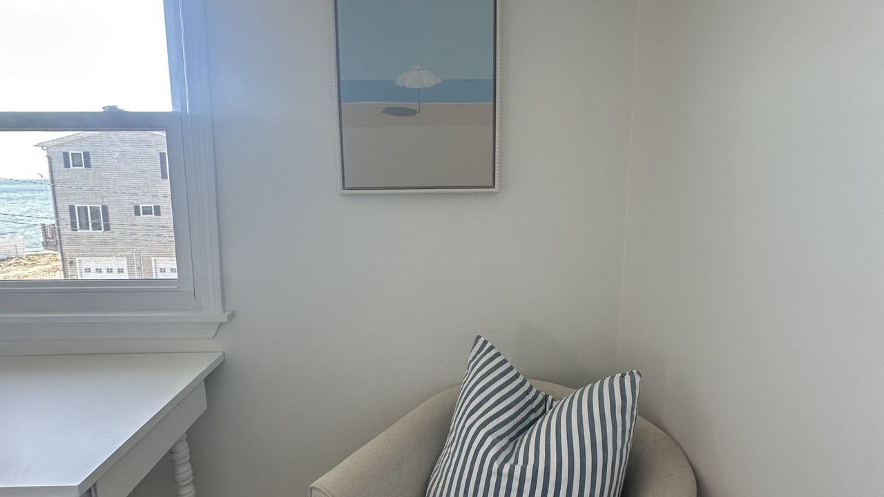 Photo of Livingroom in Fairhaven