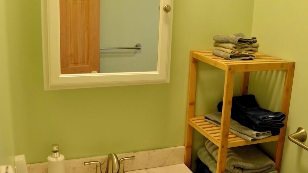 Photo of Bathroom in Tremont