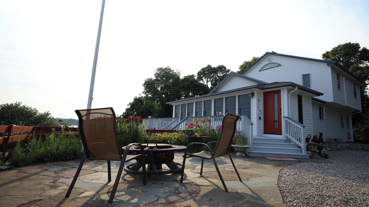 Photo of Outdoor in Niantic