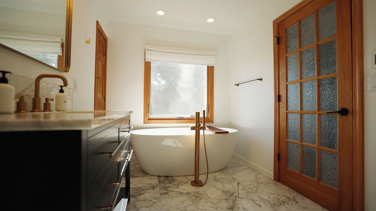 Photo of Bathroom in Niantic