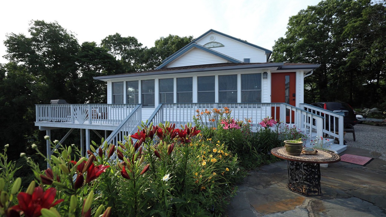 Photo of Outdoor in Niantic