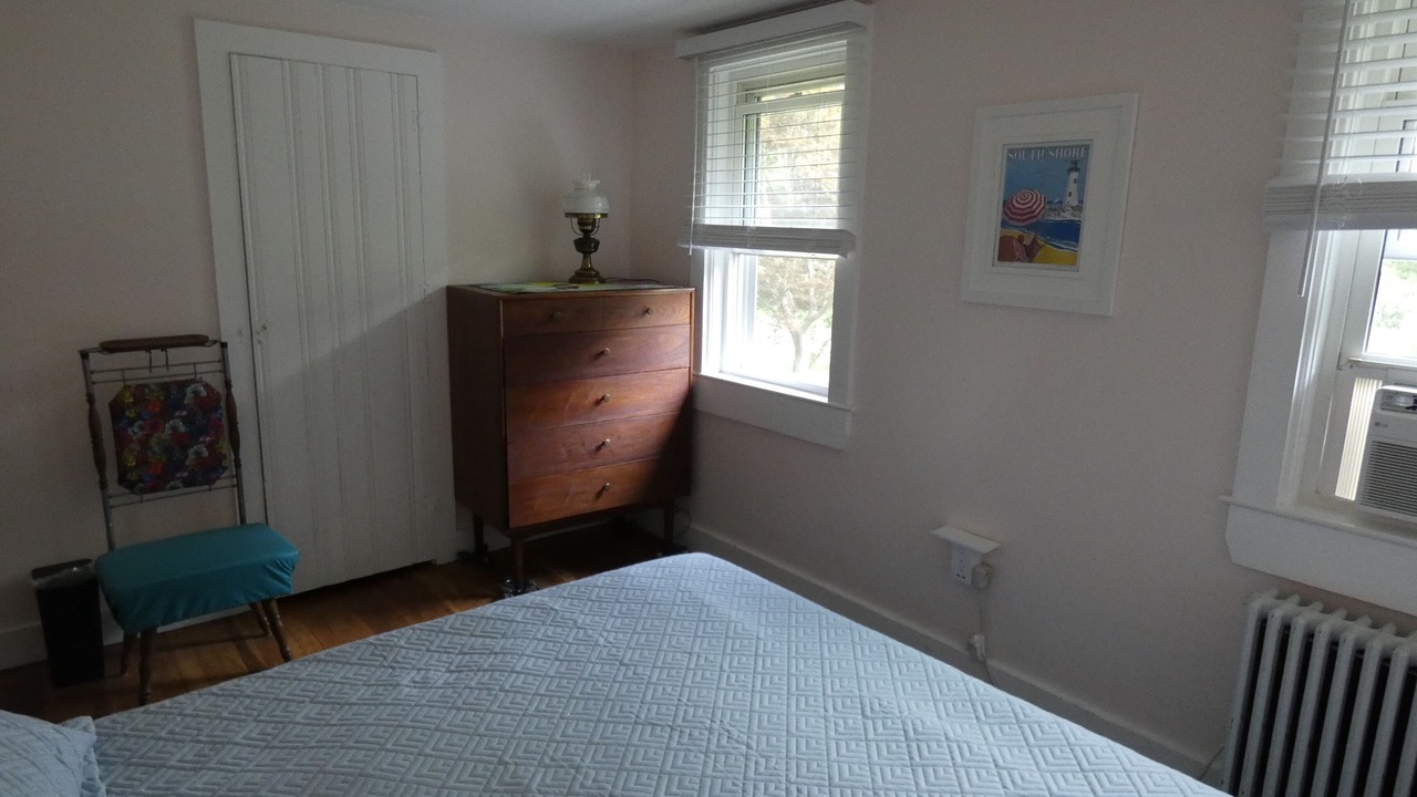 Photo of Bedroom in Centerville