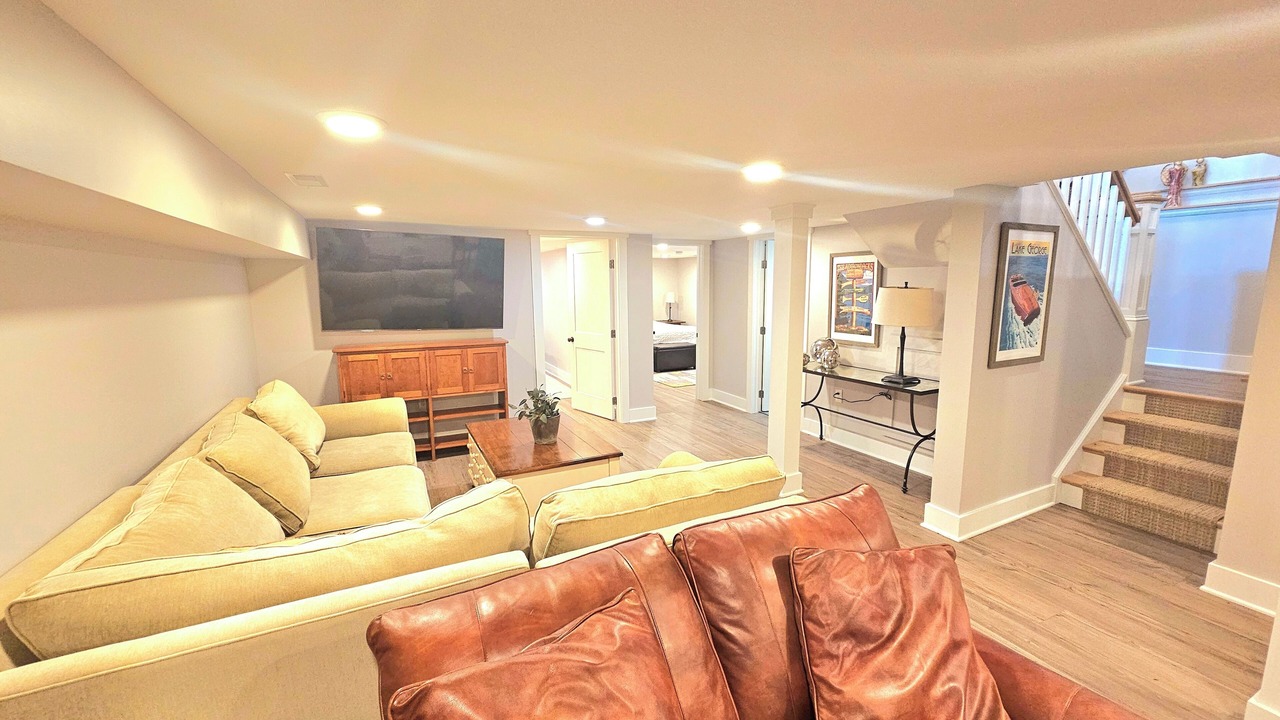 Photo of Livingroom in Bolton Landing