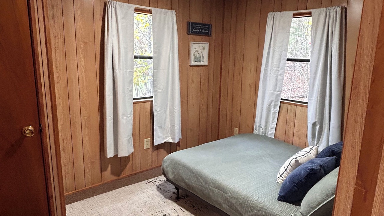 Photo of Bedroom in Warren