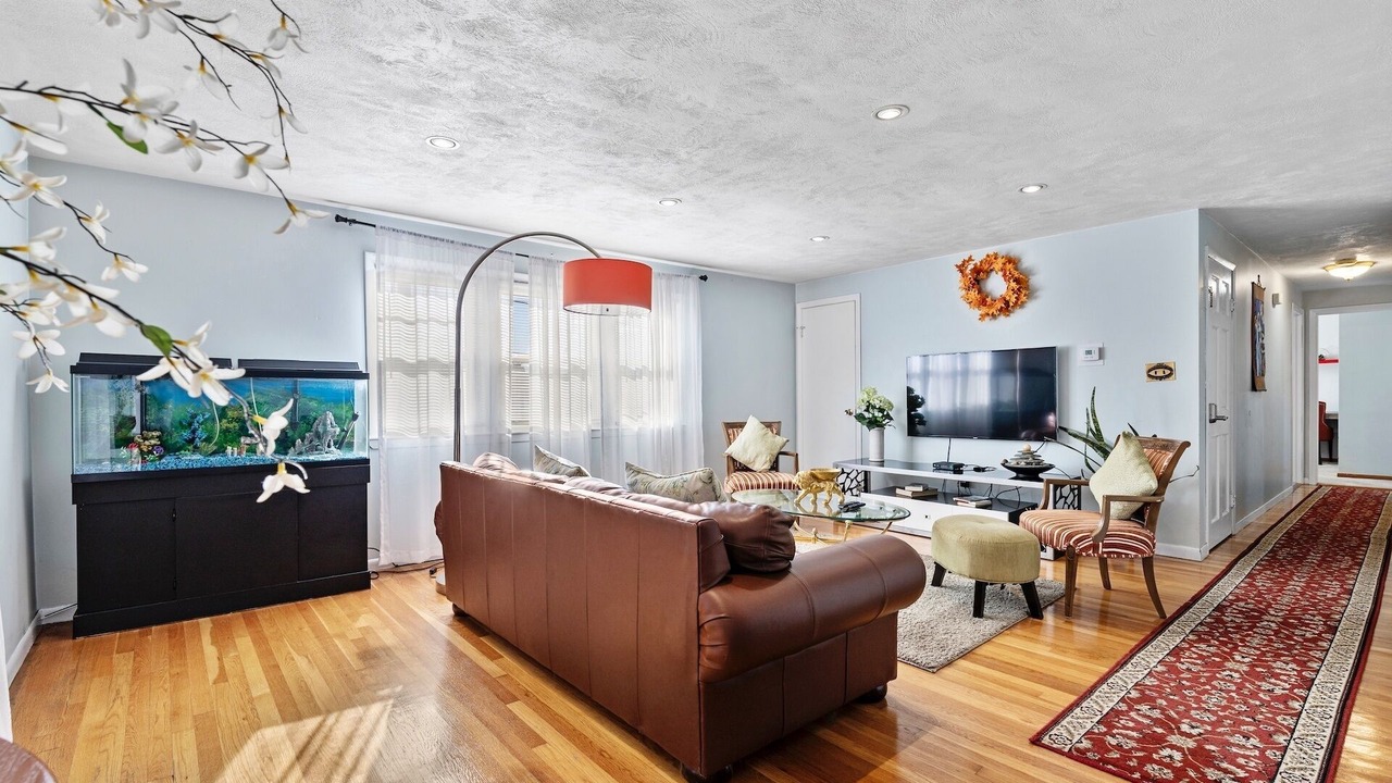 Photo of Livingroom in Waltham
